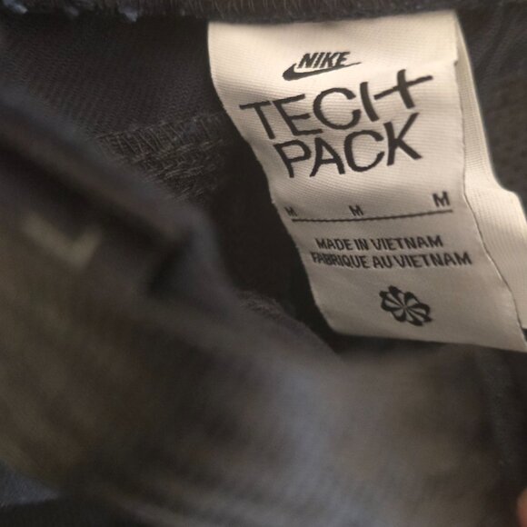 Nike Tech Pack Woven Pants DQ4296-010 Black Men’s Medium Utility Belted NWT - Picture 11 of 16